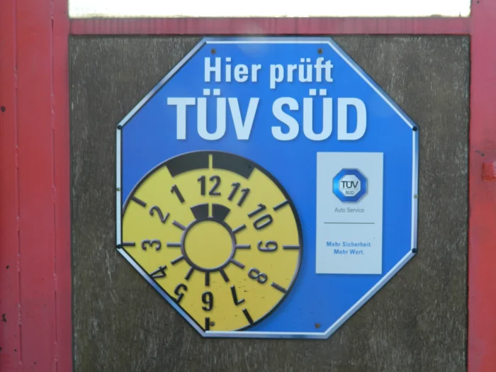 Fahrzeugprüfung Hauptuntersuchung